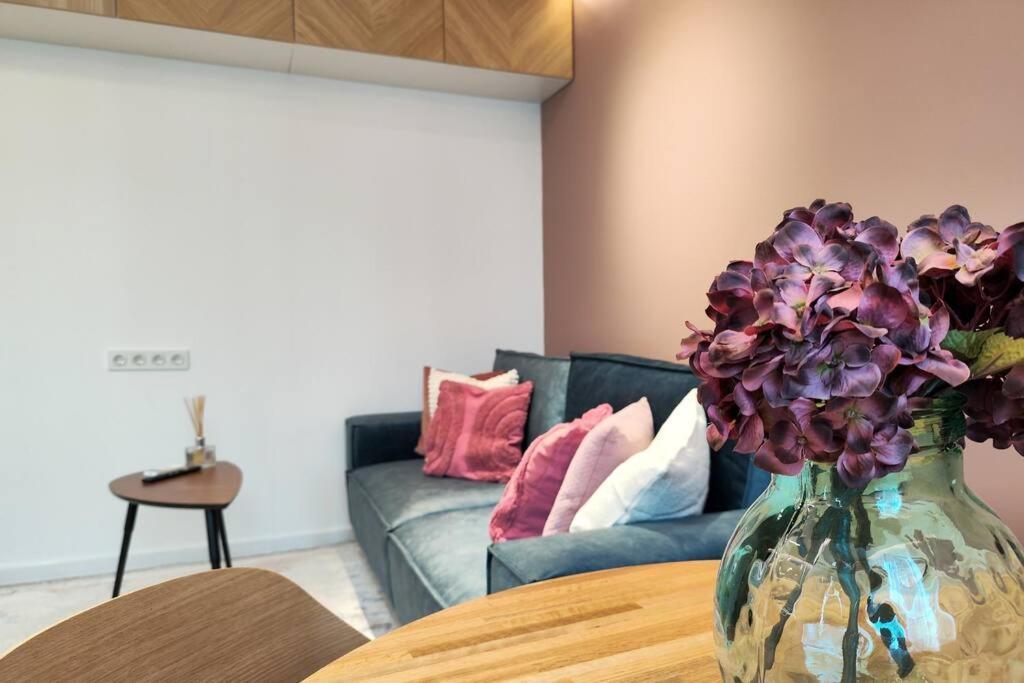 Opal Beachfront Apartment Varna Buitenkant foto