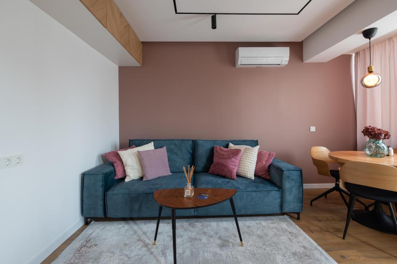 Opal Beachfront Apartment Varna Buitenkant foto